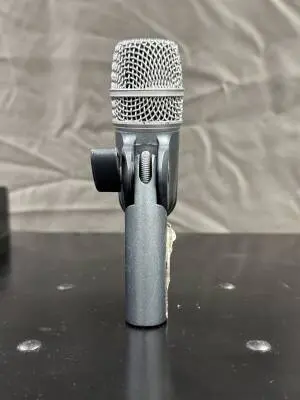 Shure BETA56A 2